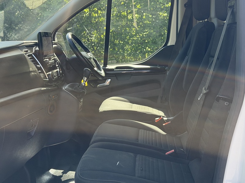 Ford Transit Custom 280 EcoBlue Limited - U422