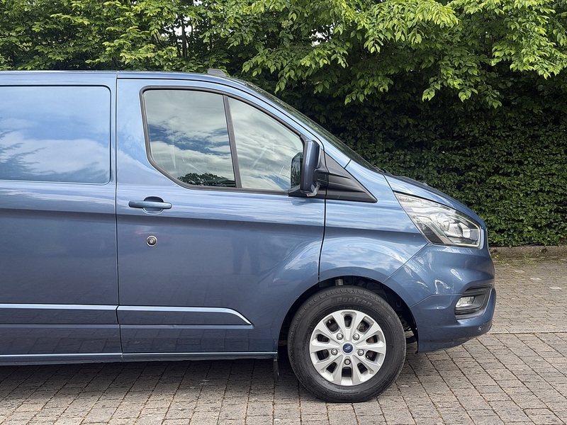 Ford Transit Custom 300 EcoBlue Limited - U430