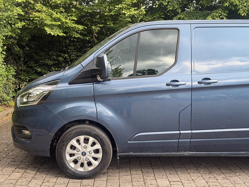 Ford Transit Custom 300 EcoBlue Limited - U430