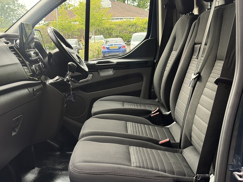 Ford Transit Custom 300 EcoBlue Limited - U430