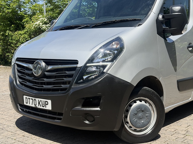 Vauxhall Movano CDTi 3500 BiTurbo Edition - U435