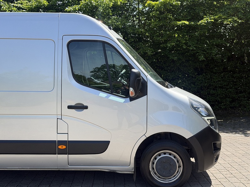 Vauxhall Movano CDTi 3500 BiTurbo Edition - U435