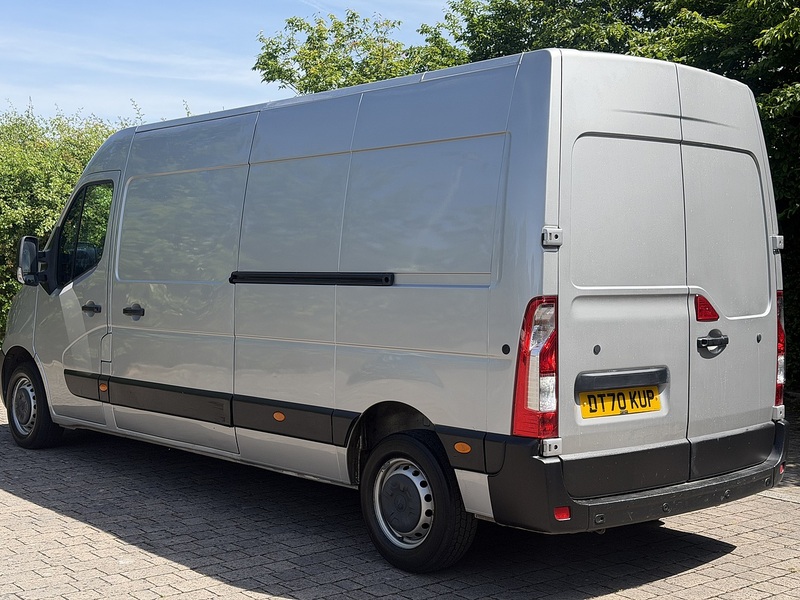 Vauxhall Movano CDTi 3500 BiTurbo Edition - U435