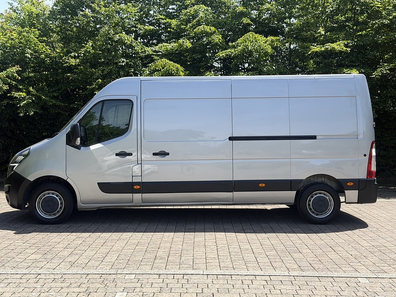 Vauxhall Movano CDTi 3500 BiTurbo Edition - U435