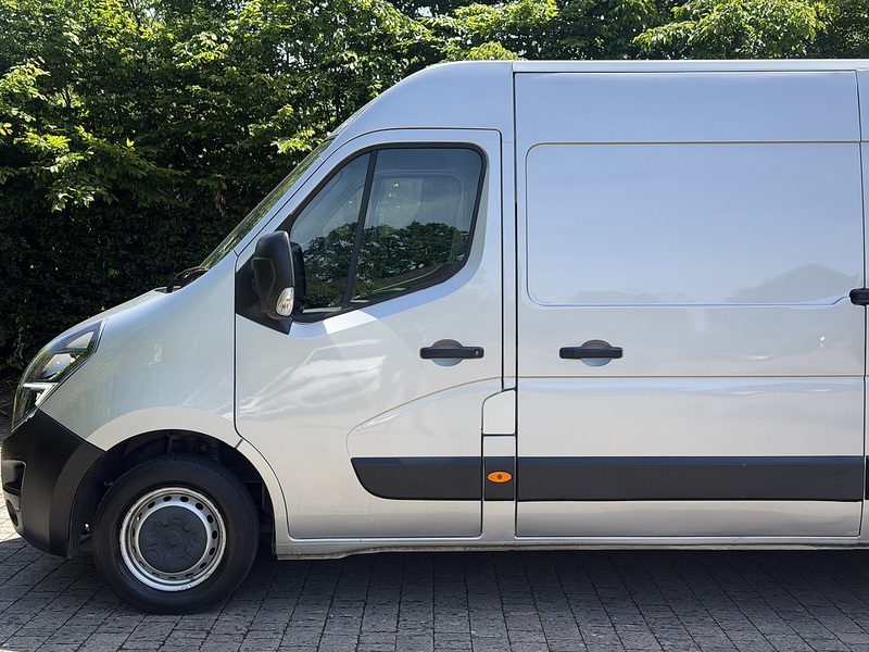 Vauxhall Movano CDTi 3500 BiTurbo Edition - U435