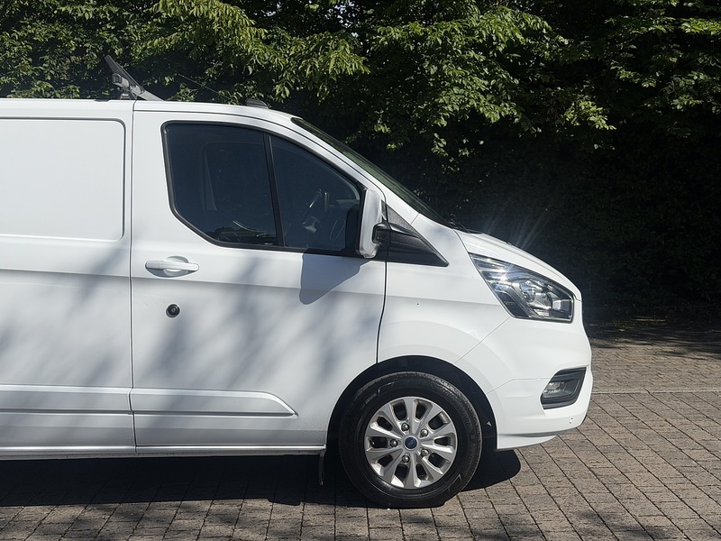 Ford Transit Custom 300 EcoBlue Limited - U437