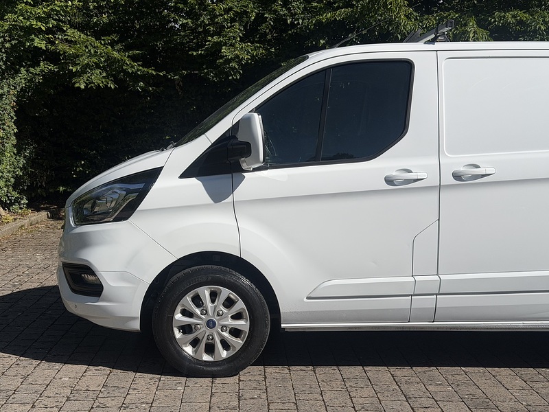Ford Transit Custom 300 EcoBlue Limited - U437