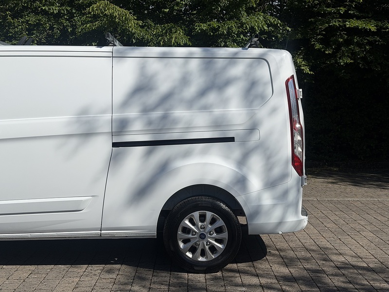 Ford Transit Custom 300 EcoBlue Limited - U437