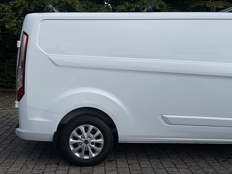 Ford Transit Custom 300 EcoBlue Limited - U438