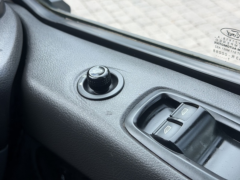 Ford Transit Custom TDCi 270 Limited - U444