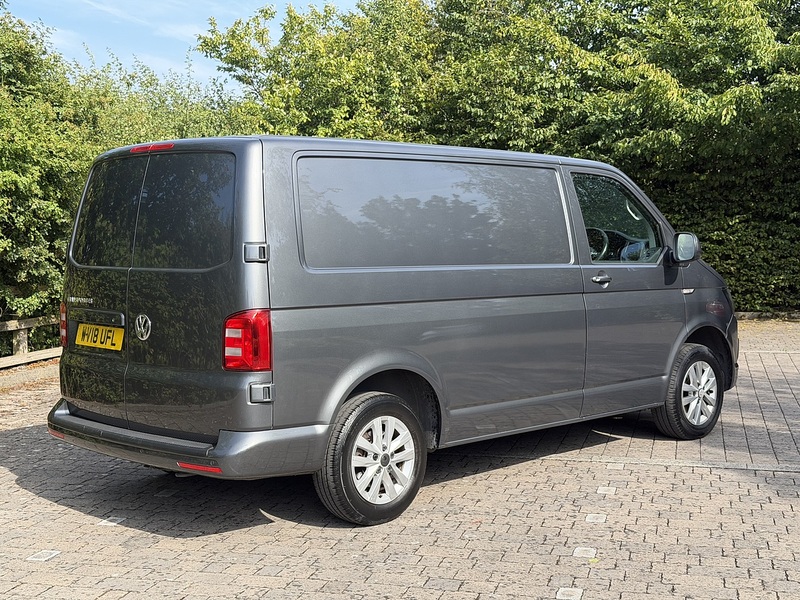 Volkswagen Transporter TDI T28 BlueMotion Tech Highline - U446