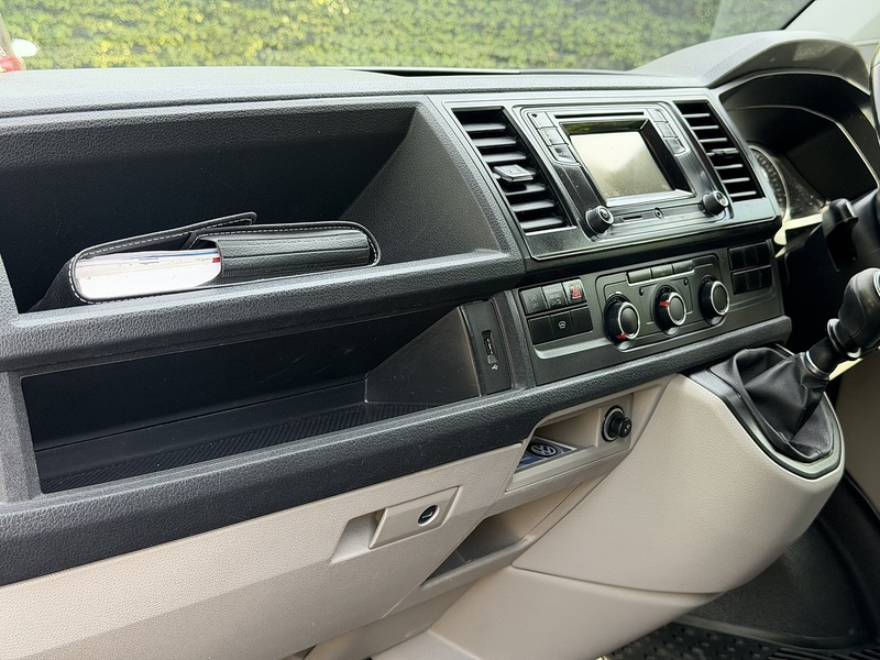Volkswagen Transporter TDI T28 BlueMotion Tech Highline - U446