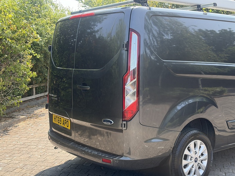 Ford Transit Custom 280 EcoBlue Limited - U447