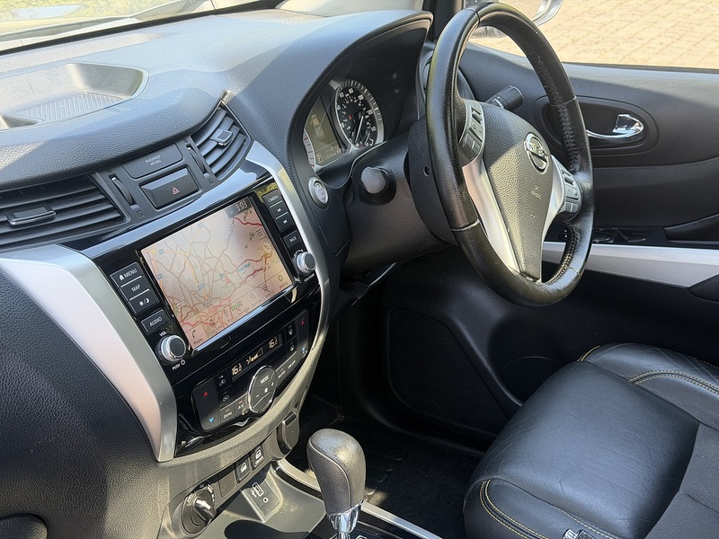Nissan Navara dCi N-Guard - U448
