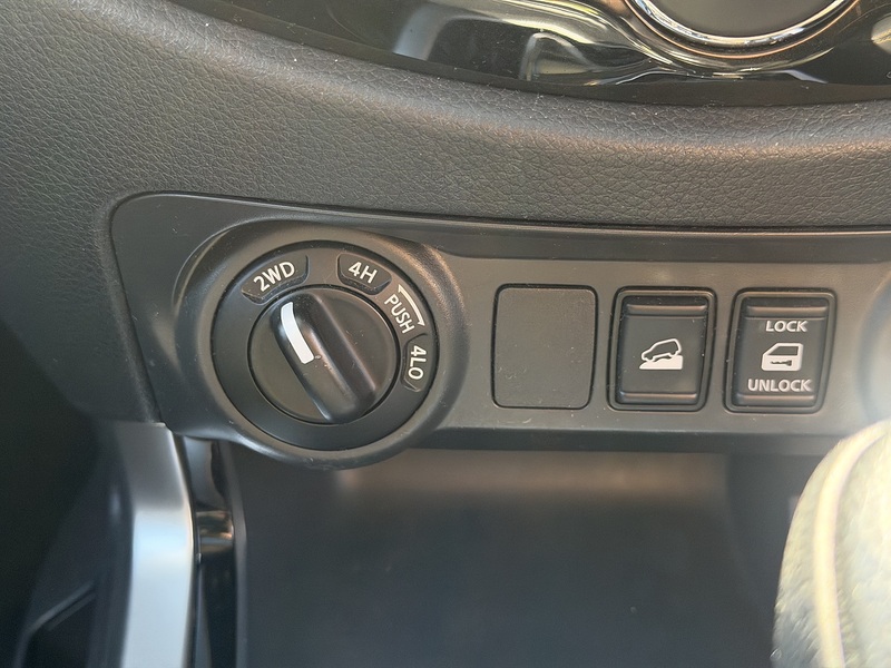 Nissan Navara dCi N-Guard - U448