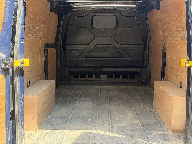 Ford Transit Custom 300 EcoBlue Limited - U449