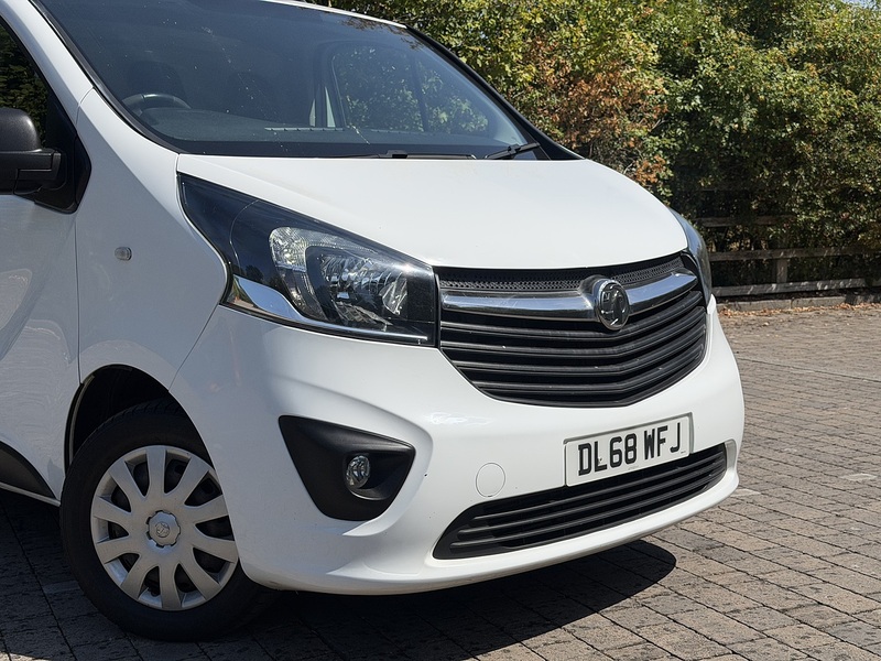 Vauxhall Vivaro CDTi 2900 Sportive - U453