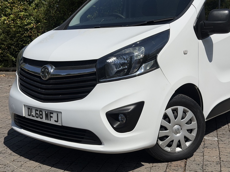 Vauxhall Vivaro CDTi 2900 Sportive - U453