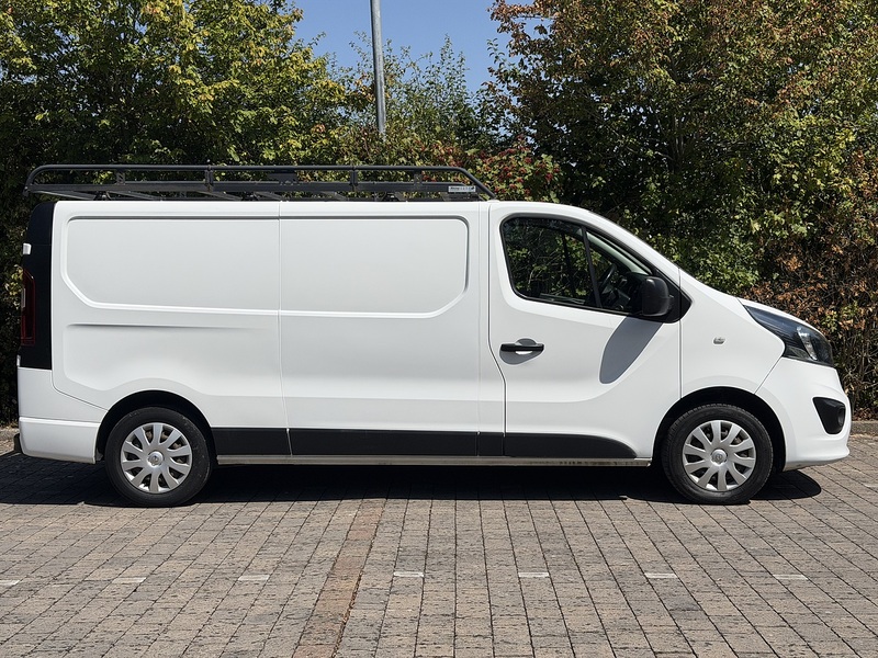 Vauxhall Vivaro CDTi 2900 Sportive - U453