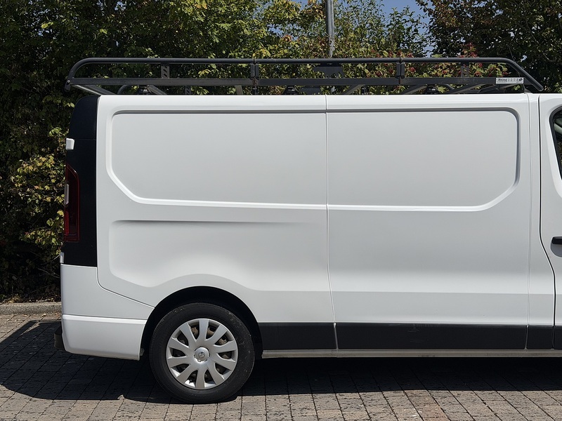 Vauxhall Vivaro CDTi 2900 Sportive - U453