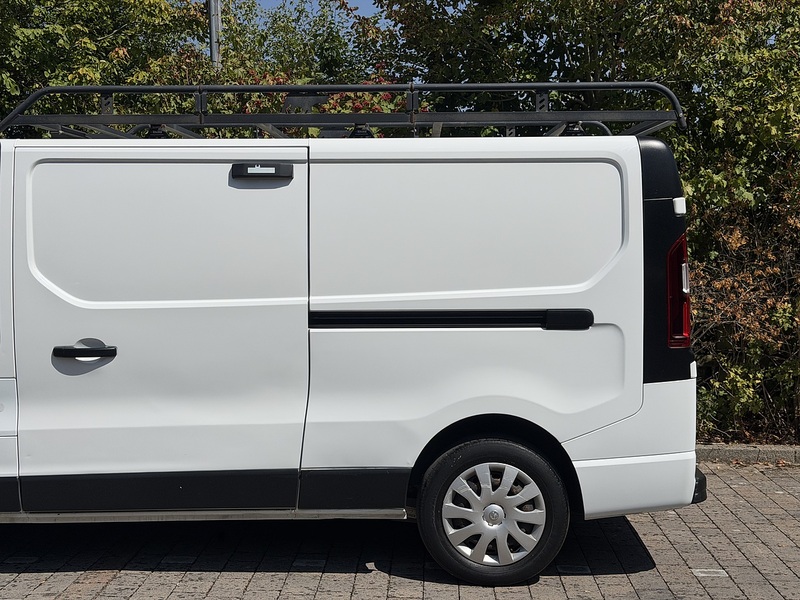 Vauxhall Vivaro CDTi 2900 Sportive - U453