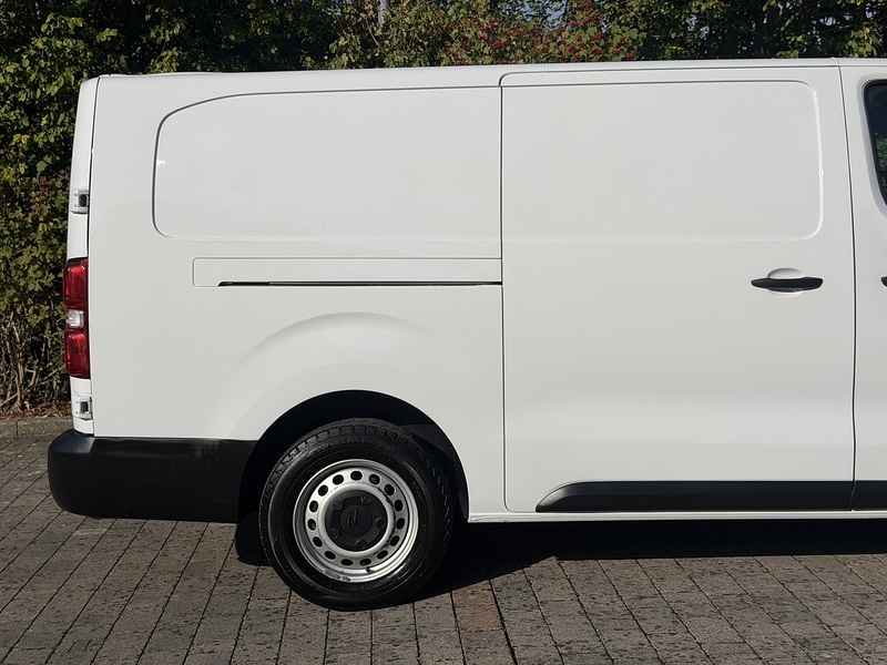 Citroen Dispatch BlueHDi 1000 Enterprise Edition XL - U454