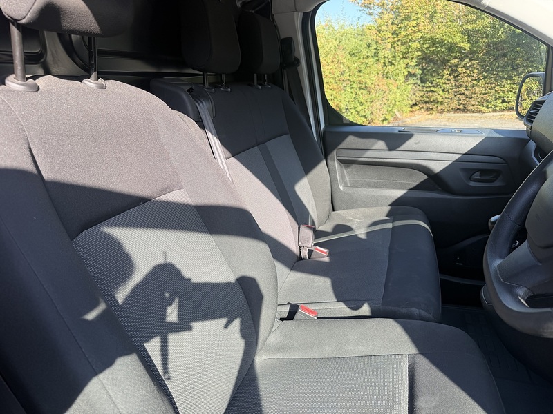 Citroen Dispatch BlueHDi 1000 Enterprise Edition XL - U454