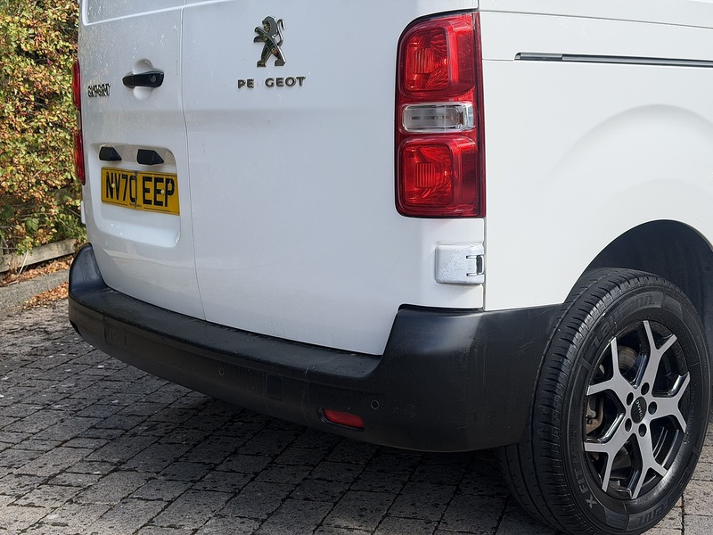 Peugeot Expert BlueHDi 1400 Professional - U458
