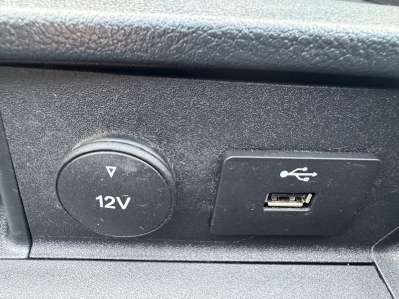 Ford 350 EcoBlue Leader 14 FT DROPSIDE WITH TAIL LIFT NEW WET BELT 2.0 2dr DROPSIDE Manual Diesel