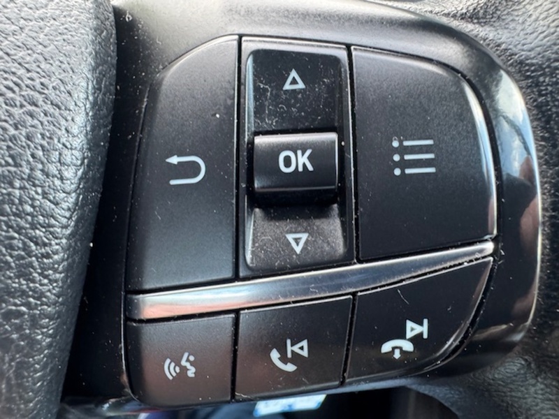 Ford 350 EcoBlue Leader 14 FT DROPSIDE WITH TAIL LIFT NEW WET BELT 2.0 2dr DROPSIDE Manual Diesel