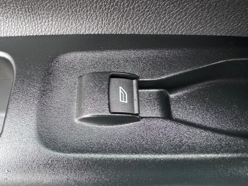 Ford TDCi 210 LWB RS SPORT FULL LEATHER AIR CON SAT NAV 1.5 5dr Panel Van Manual Diesel