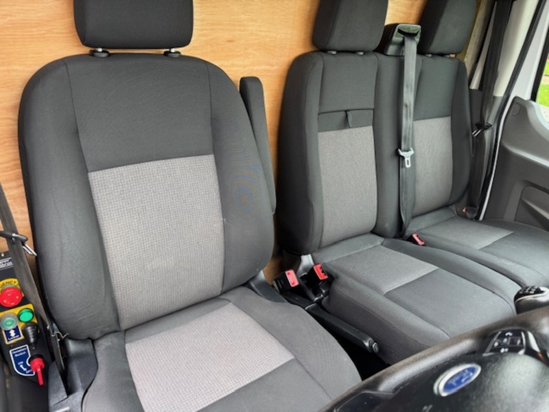 Ford 350 EcoBlue Leader L3 DOUBLE CAB ONE STOP TIPPER WITH TOOL AREA 2.0 4dr TIPPER Manual Diesel