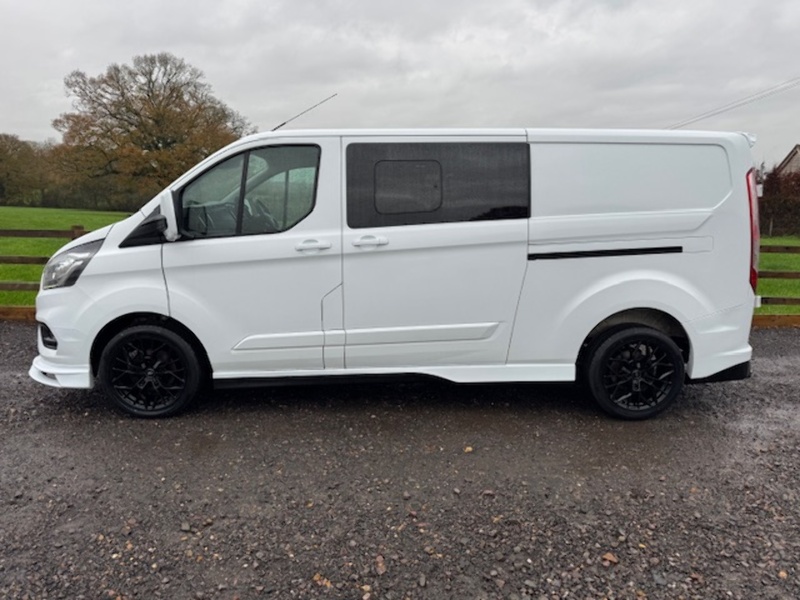 Ford 300 EcoBlue Limited RS SPORT CREW VAN 2.0 5dr Combi Van Manual Diesel