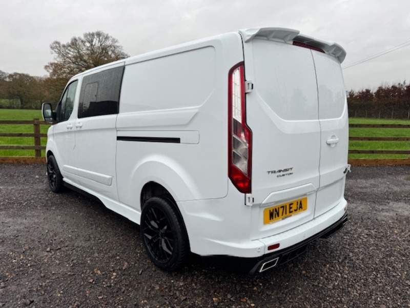 Ford 300 EcoBlue Limited RS SPORT CREW VAN 2.0 5dr Combi Van Manual Diesel