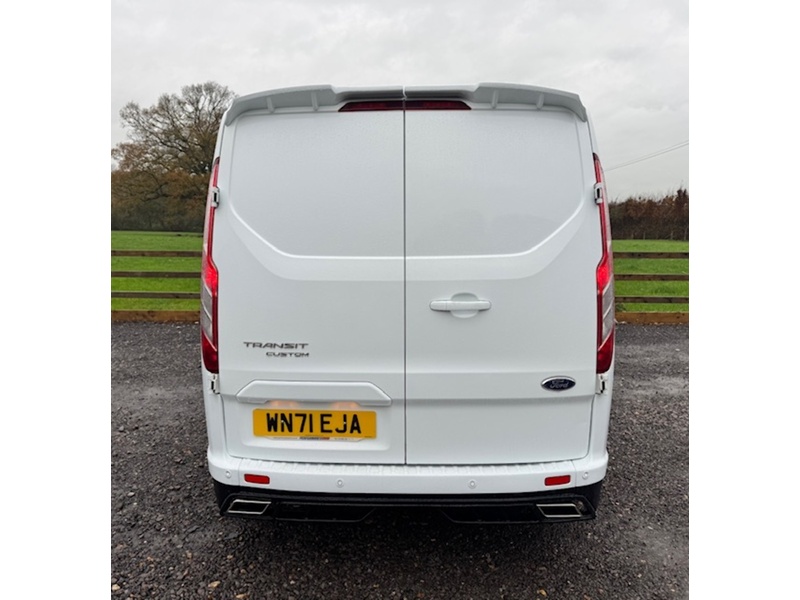 Ford 300 EcoBlue Limited RS SPORT CREW VAN 2.0 5dr Combi Van Manual Diesel