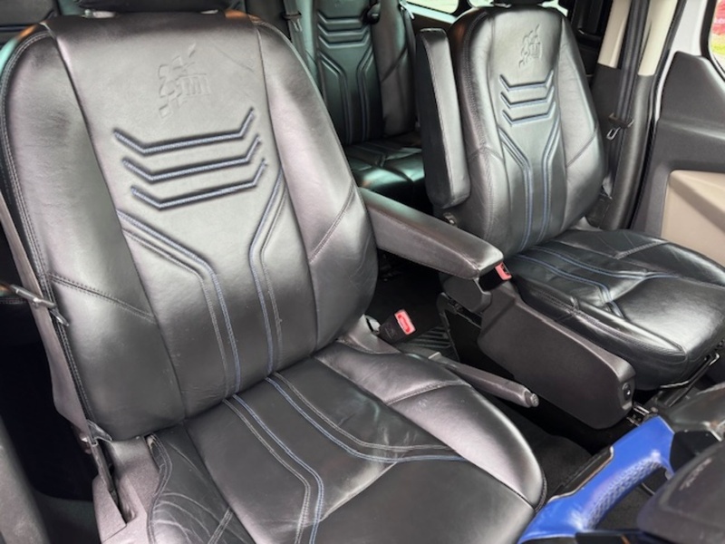 Ford TDCi 290 MSRT R181 5 SEAT CREW VAN WITH TAIL GATE NO VAT 2.2 6dr Combi Van Manual Diesel