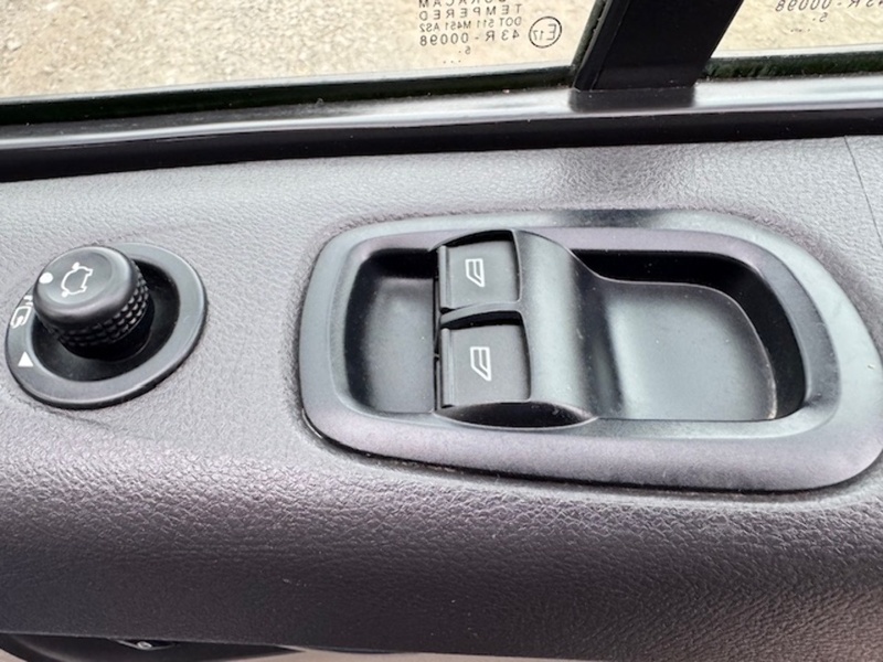 Ford TDCi 290 MSRT R181 5 SEAT CREW VAN WITH TAIL GATE NO VAT 2.2 6dr Combi Van Manual Diesel