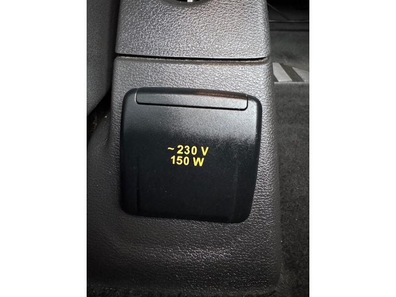 Ford TDCi 290 MSRT R181 5 SEAT CREW VAN WITH TAIL GATE NO VAT 2.2 6dr Combi Van Manual Diesel