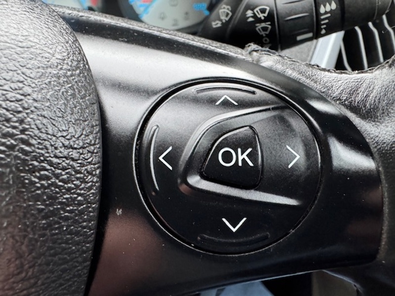 Ford TDCi 290 MSRT R181 5 SEAT CREW VAN WITH TAIL GATE NO VAT 2.2 6dr Combi Van Manual Diesel