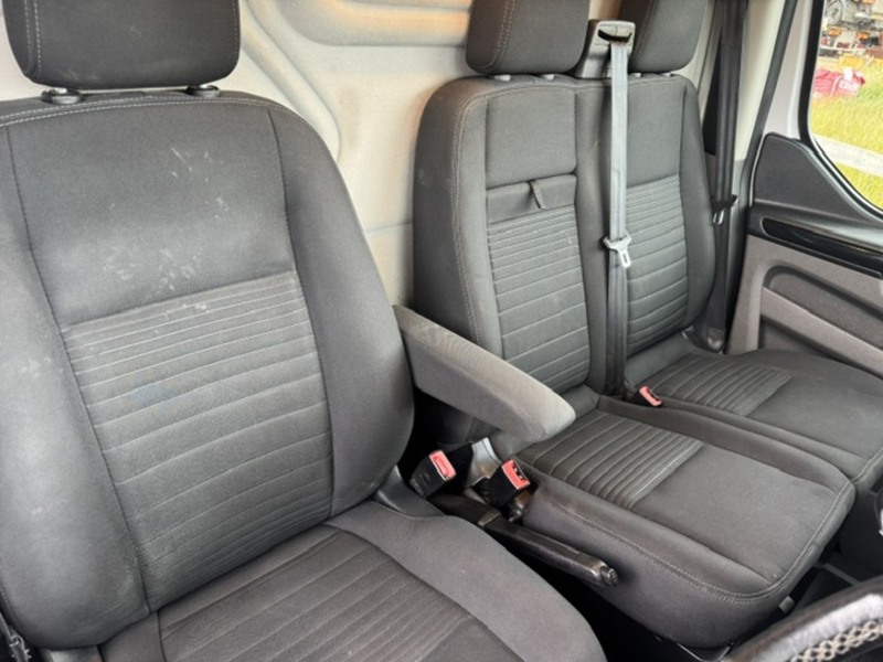 Ford 280 EcoBlue Limited RS SPORT 2.0 5dr Panel Van Manual Diesel
