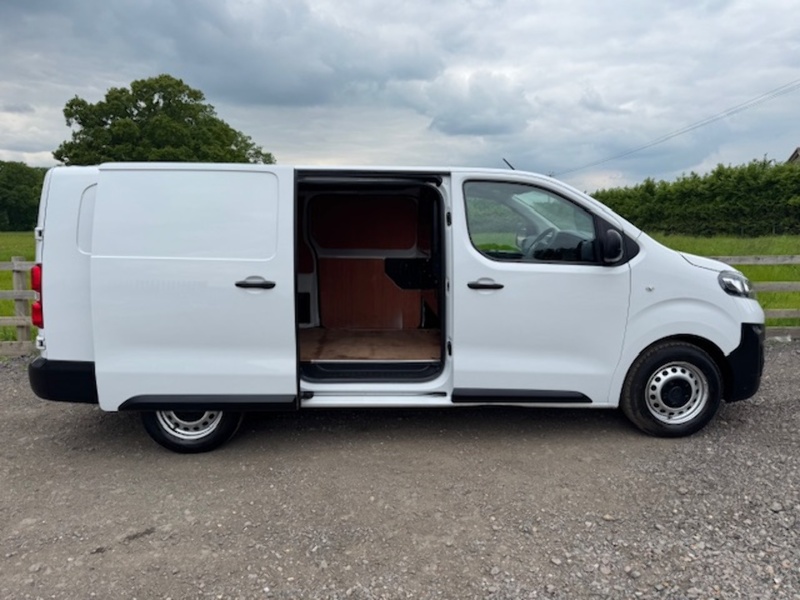 Vauxhall Turbo D 2900 Prime LWB AIR CON 1.5 6dr Panel Van Manual Diesel