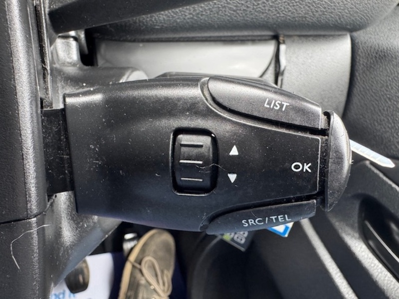 Vauxhall Turbo D 2900 Prime LWB AIR CON 1.5 6dr Panel Van Manual Diesel