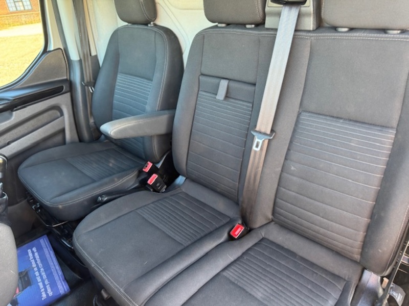 Ford 280 SWB RS SPORT L1 H1 AIR CON 2.0 5dr Panel Van Manual Diesel
