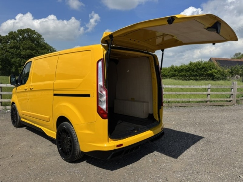 Ford 340 RS SPORT SWB L1 H1 2.0 5dr Panel Van Manual Diesel