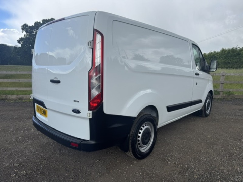 Ford 340 EcoBoost Leader AIR CON 1.0 5dr Panel Van Automatic Petrol Plug-in Hybrid