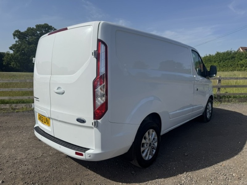 Ford 2.0 280 EcoBlue Limited Panel Van 5dr Diesel Manual L1 H1 Euro 6 (s/s) (130 ps)