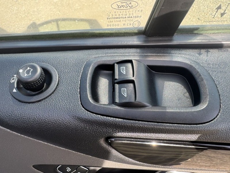 Ford 2.0 280 EcoBlue Limited Panel Van 5dr Diesel Manual L1 H1 Euro 6 (s/s) (130 ps)