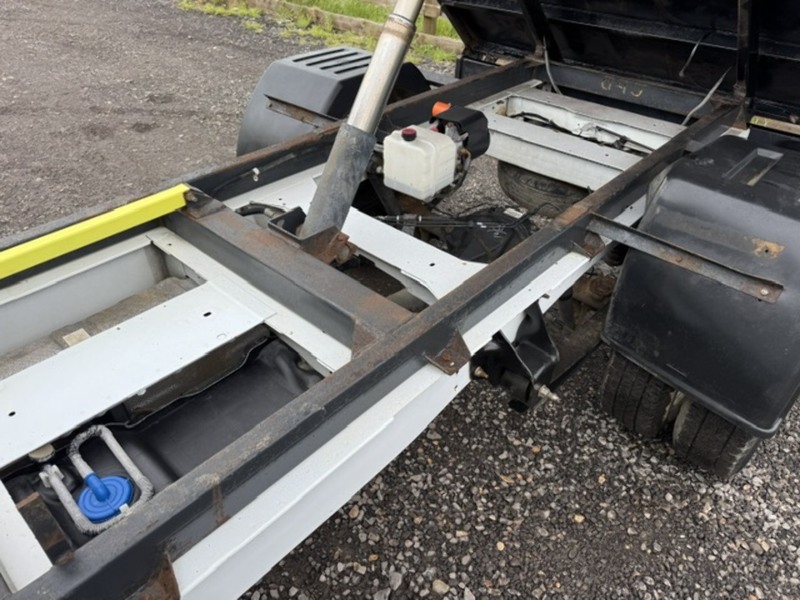 Ford 350 EcoBlue Leader twin rear wheel tipper 2.0 2dr Tipper Manual Diesel
