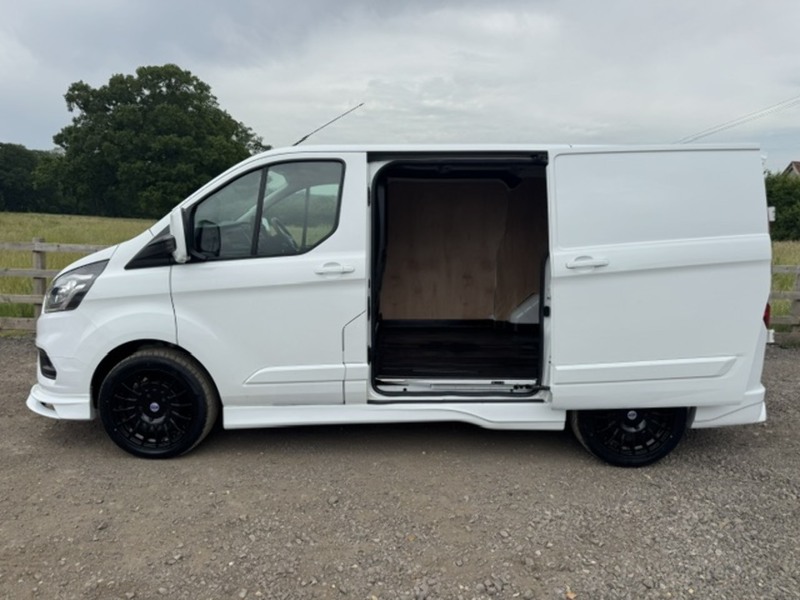 Ford 300 EcoBlue Trend RS SPORT 2.0 5dr Panel Van Manual Diesel