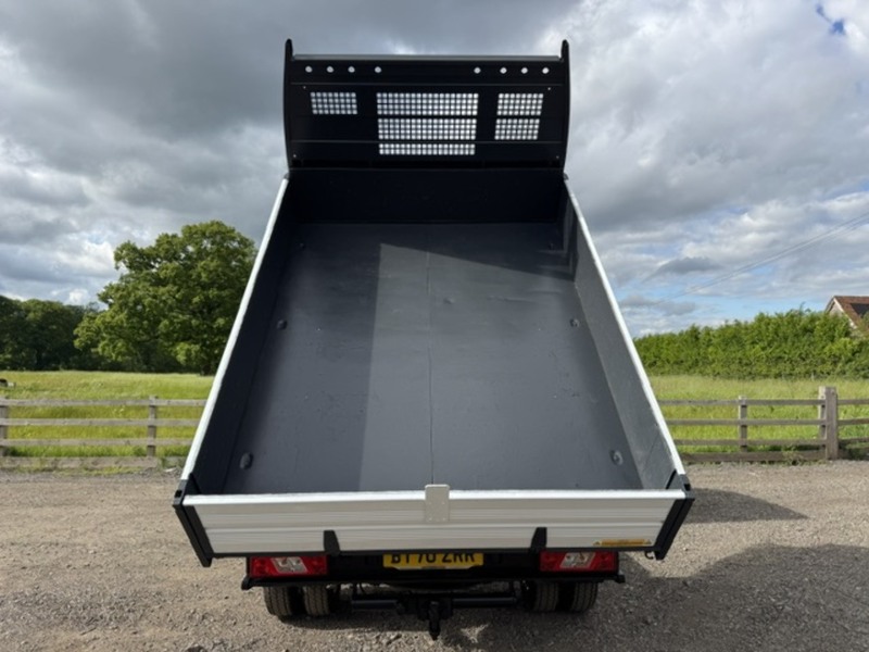 Ford 350 EcoBlue Leader L3 LWB DOUBLE CAB TIPPER AIR CON 2.0 4dr Chassis Cab Manual Diesel